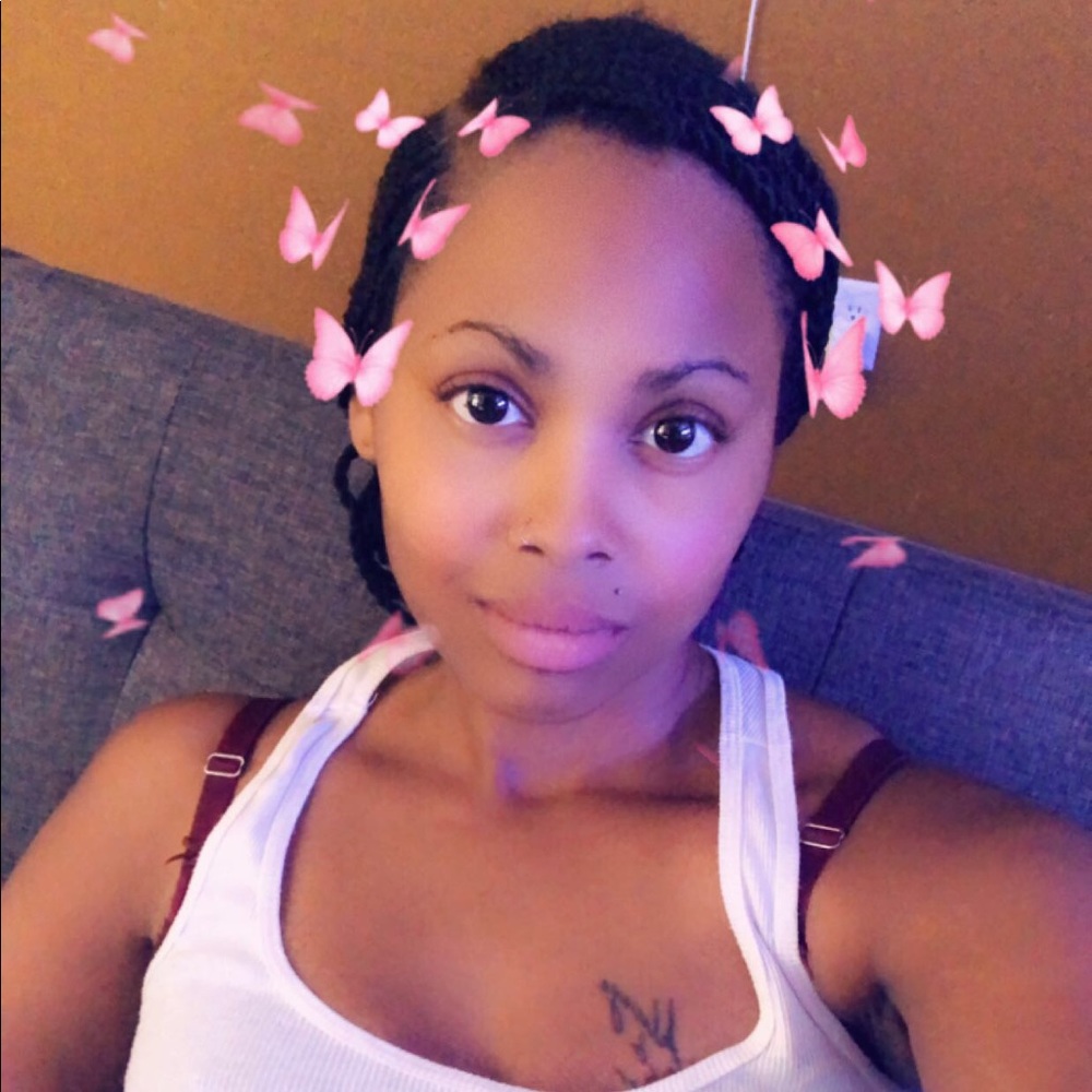 Meet your Posher, Natalie